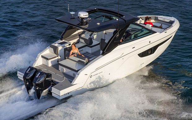 cruisers-34gls-first-look-fort-lauderdale-boat-show-2021
